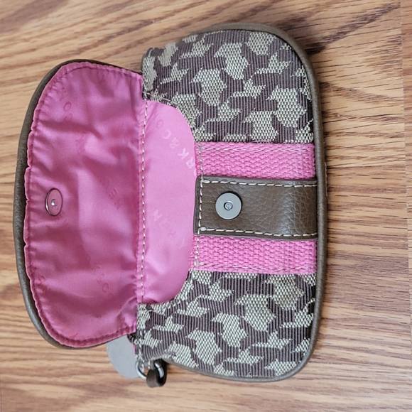 NEW YORK AND CO Keychain Wallet - Picture 3 of 4